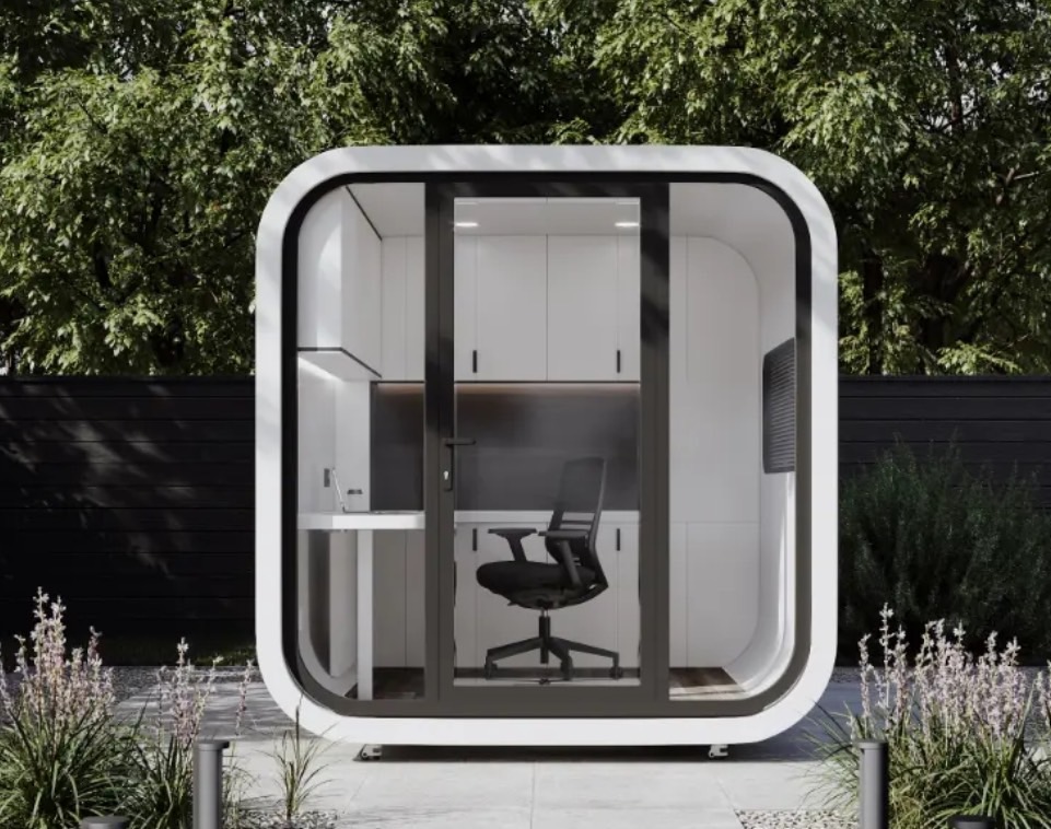 UNIBOX 外観 - 高級感あふれるデザイン